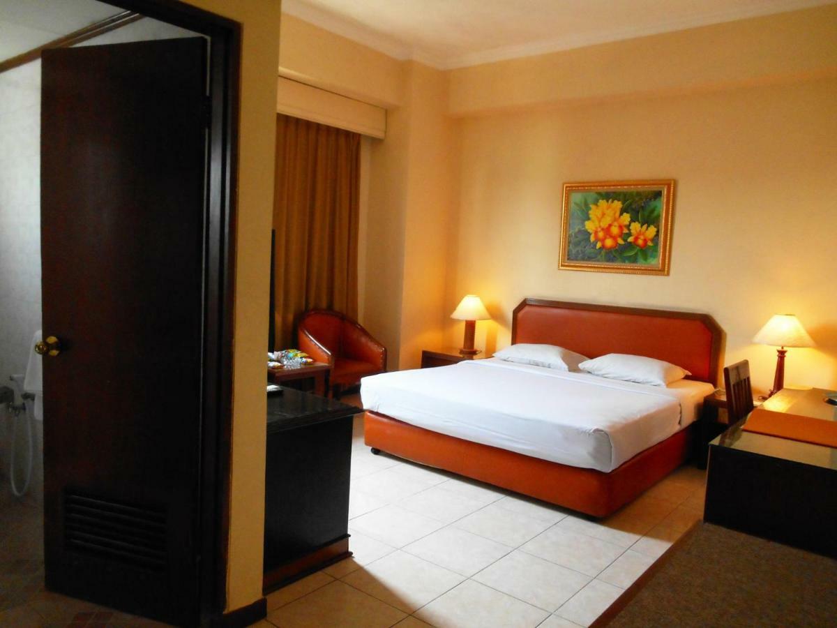 Prinsen Park Hotel Jakarta Exterior foto